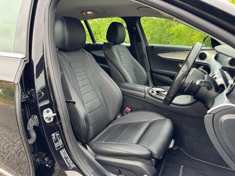 Mercedes-Benz E Class E220 D SE Auto Diesel Estate DIGITAL DASH/PARKTRONIC/LEATHER/SAT NAV 3