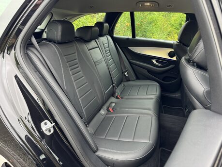 Mercedes-Benz E Class E220 D SE Auto Diesel Estate DIGITAL DASH/PARKTRONIC/LEATHER/SAT NAV 23