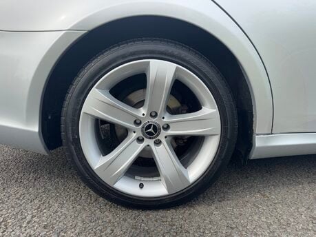 Mercedes-Benz CLS CLS 320 CDI Coupe Auto Diesel PARKTRONIC, COMAND NAV/FULL LEATHER 31