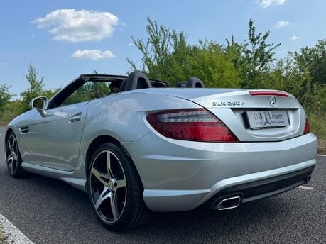 Mercedes-Benz SLK SLK 250 D AMG Sport Convertible Auto Diesel ULEZ COMPLIANT/SATNAV/AIR SCARF 30