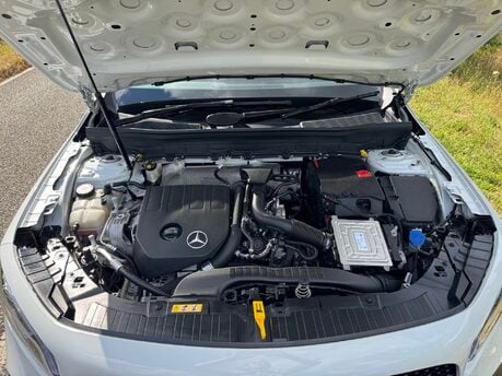 Mercedes-Benz GLB GLB 200 MHEV AMG Line Premium Auto Petrol 7 SEATER/PARKTRONIC/SAT NAV 35