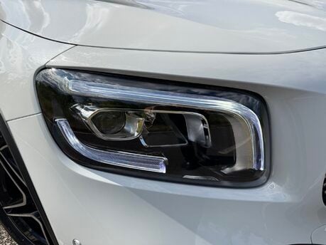 Mercedes-Benz GLB GLB 200 MHEV AMG Line Premium Auto Petrol 7 SEATER/PARKTRONIC/SAT NAV 32