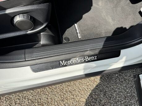 Mercedes-Benz GLB GLB 200 MHEV AMG Line Premium Auto Petrol 7 SEATER/PARKTRONIC/SAT NAV 20