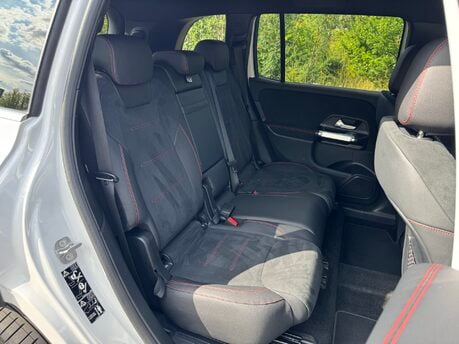 Mercedes-Benz GLB GLB 200 MHEV AMG Line Premium Auto Petrol 7 SEATER/PARKTRONIC/SAT NAV 23