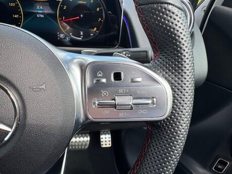 Mercedes-Benz GLB GLB 200 MHEV AMG Line Premium Auto Petrol 7 SEATER/PARKTRONIC/SAT NAV 16