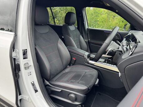 Mercedes-Benz GLB GLB 200 MHEV AMG Line Premium Auto Petrol 7 SEATER/PARKTRONIC/SAT NAV 3