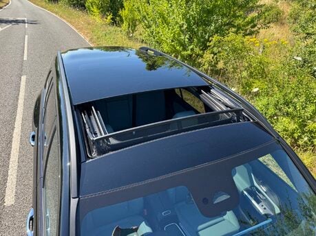 Mercedes-Benz EQB EQB 250 + 70KWH AMG Line Premium Plus Auto Electric 7 SEATER/PAN ROOF/VAT Q 39