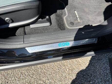 Mercedes-Benz EQB EQB 250 + 70KWH AMG Line Premium Plus Auto Electric 7 SEATER/PAN ROOF/VAT Q 19