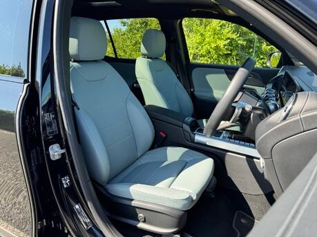 Mercedes-Benz EQB EQB 250 + 70KWH AMG Line Premium Plus Auto Electric 7 SEATER/PAN ROOF/VAT Q 3