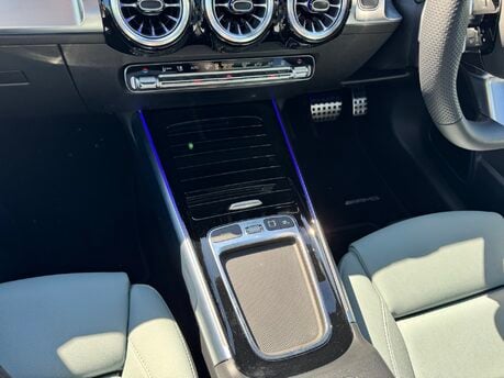 Mercedes-Benz EQB EQB 250 + 70KWH AMG Line Premium Plus Auto Electric 7 SEATER/PAN ROOF/VAT Q 14
