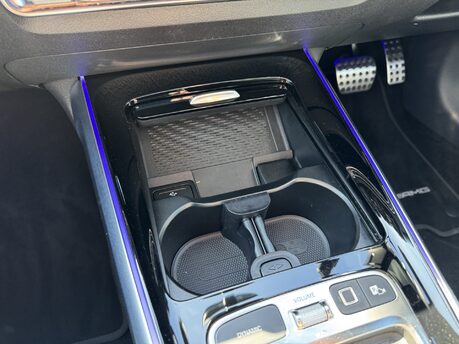 Mercedes-Benz EQB EQB 250 + 70KWH AMG Line Premium Plus Auto Electric 7 SEATER/PAN ROOF/VAT Q 18