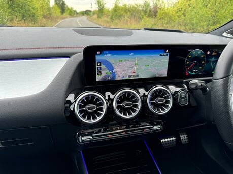 Mercedes-Benz EQA EQA 250 AMG Line Premium Plus Auto Electric PAN ROOF/MEMORY SEATS/HEADS UP 10