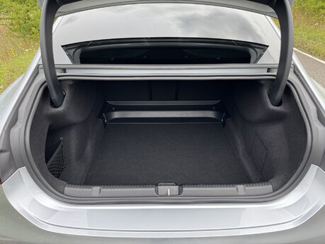 Mercedes-Benz EQE EQE 300 AMG Line Premium 90 KWH Auto Electric PAN ROOF/DISTRONIC PRO/SATNAV 32