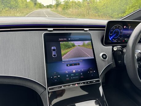 Mercedes-Benz EQE EQE 300 AMG Line Premium 90 KWH Auto Electric PAN ROOF/DISTRONIC PRO/SATNAV 3