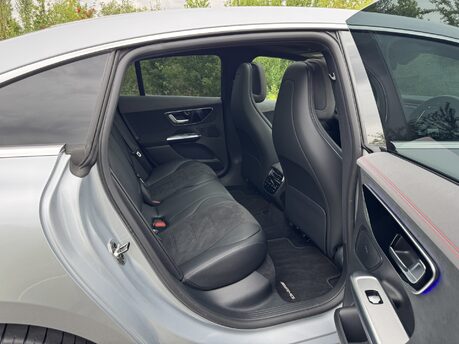 Mercedes-Benz EQE EQE 300 AMG Line Premium 90 KWH Auto Electric PAN ROOF/DISTRONIC PRO/SATNAV 27
