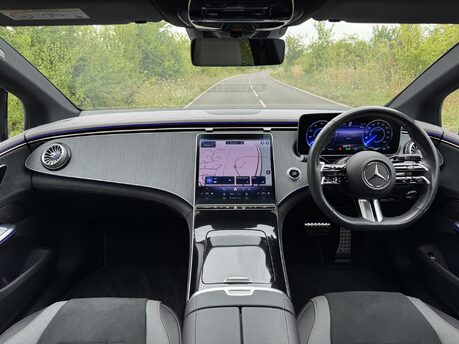 Mercedes-Benz EQE EQE 300 AMG Line Premium 90 KWH Auto Electric PAN ROOF/DISTRONIC PRO/SATNAV 7