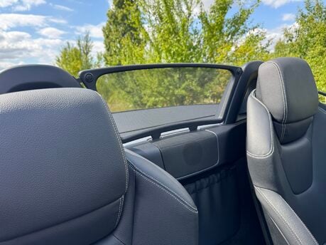 Mercedes-Benz SLC SLC 200 AMG Line Convertible Manual LEATHER/SAT NAV/REVERSE CAMERA 24