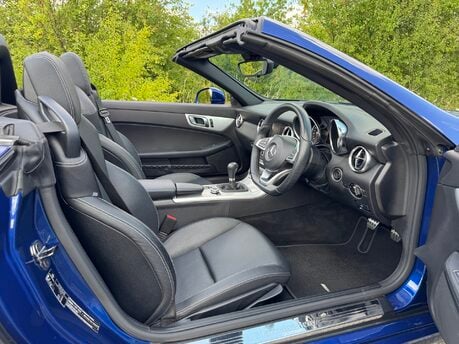 Mercedes-Benz SLC SLC 200 AMG Line Convertible Manual LEATHER/SAT NAV/REVERSE CAMERA 13