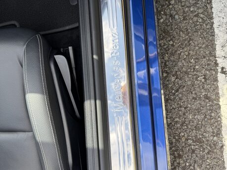 Mercedes-Benz SLC SLC 200 AMG Line Convertible Manual LEATHER/SAT NAV/REVERSE CAMERA 25