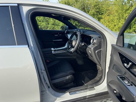 Mercedes-Benz GLC GLC 220 D MHEV 4Matic AMG Line Coupe Auto MEMORY SEATS/PARKTRONIC/SAT NAV 6