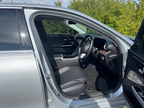 Mercedes-Benz C Class C 200 MHEV Exclusive Luxury Auto Petrol PAN ROOF/360 CAM/MEMORY SEATS 6