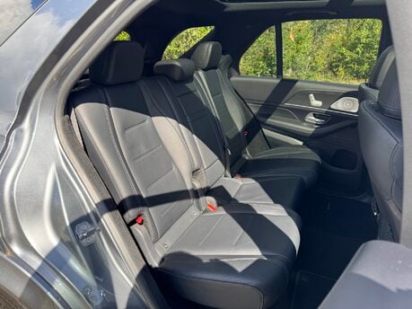 Mercedes-Benz GLE GLE 300D 4Matic AMG Line Premium Plus Auto Diesel 7 SEATER/PAN ROOF/360 CAM 29