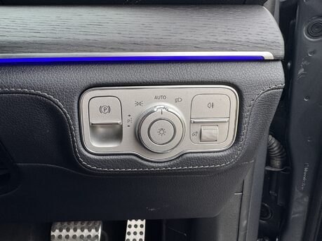 Mercedes-Benz GLE GLE 300D 4Matic AMG Line Premium Plus Auto Diesel 7 SEATER/PAN ROOF/360 CAM 23