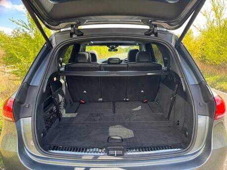 Mercedes-Benz GLE GLE 300D 4Matic AMG Line Premium Plus Auto Diesel 7 SEATER/PAN ROOF/360 CAM 36