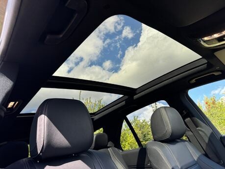 Mercedes-Benz GLE GLE 300D 4Matic AMG Line Premium Plus Auto Diesel 7 SEATER/PAN ROOF/360 CAM 17
