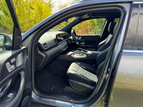 Mercedes-Benz GLE GLE 300D 4Matic AMG Line Premium Plus Auto Diesel 7 SEATER/PAN ROOF/360 CAM 8