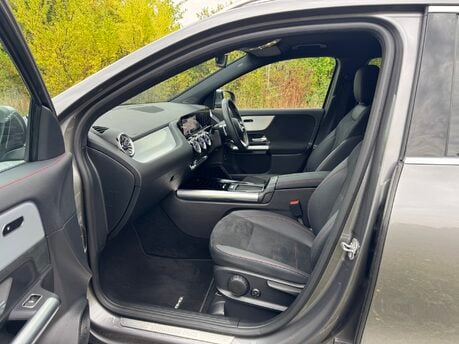 Mercedes-Benz GLA Class GLA 200 MHEV AMG Line Premium Auto Petrol PARKTRONIC/KEYLESS ENTRY/SAT NAV 8