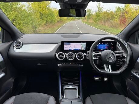 Mercedes-Benz GLA Class GLA 200 MHEV AMG Line Premium Auto Petrol PARKTRONIC/KEYLESS ENTRY/SAT NAV 7