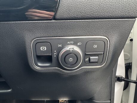 Mercedes-Benz EQA EQA 250 AMG Line Premium Plus Auto Electric PAN ROOF/MEMORY SEATS/HEADS UP 22