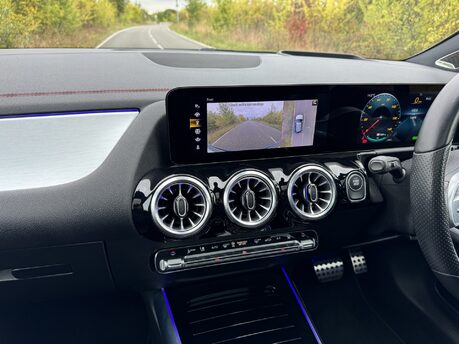Mercedes-Benz EQA EQA 250 AMG Line Premium Plus Auto Electric PAN ROOF/MEMORY SEATS/HEADS UP 3
