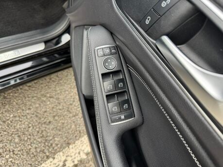 Mercedes-Benz A Class A180 Sport Premium Auto Petrol PARKTRONIC/CAMERA/SAT NAV 20