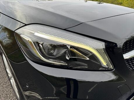 Mercedes-Benz A Class A180 Sport Premium Auto Petrol PARKTRONIC/CAMERA/SAT NAV 28