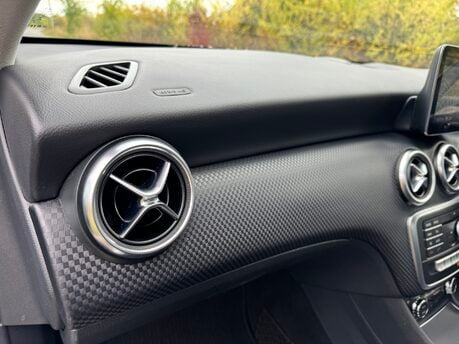 Mercedes-Benz A Class A180 Sport Premium Auto Petrol PARKTRONIC/CAMERA/SAT NAV 15