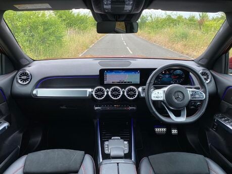 Mercedes-Benz GLB GLB 220D 4Matic AMG Line Premium Auto Diesel 7 SEATER/PARKTRONIC/SAT NAV 6