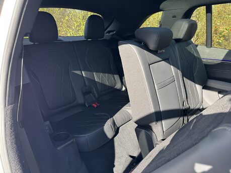 Mercedes-Benz EQS EQS 450 4Matic AMG Line Premium Plus 108KWH Electric Auto 7 SEATER/PAN ROOF 36