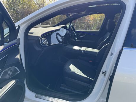 Mercedes-Benz EQS EQS 450 4Matic AMG Line Premium Plus 108KWH Electric Auto 7 SEATER/PAN ROOF 8