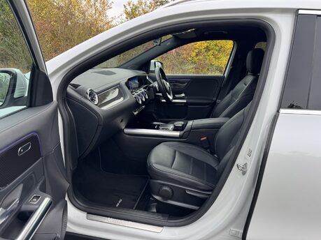 Mercedes-Benz GLA Class GLA 250e Exclusive Edition Premium Auto Petrol Hybrid PHEV 15KWH PARKTRONIC 8