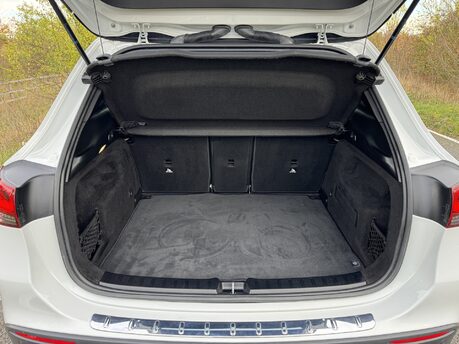 Mercedes-Benz GLA Class GLA 250e Exclusive Edition Premium Auto Petrol Hybrid PHEV 15KWH PARKTRONIC 26