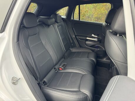Mercedes-Benz GLA Class GLA 250e Exclusive Edition Premium Auto Petrol Hybrid PHEV 15KWH PARKTRONIC 23