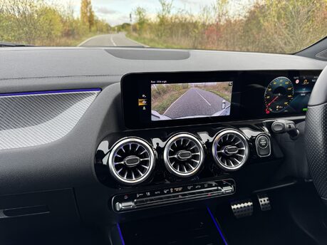 Mercedes-Benz GLA Class GLA 250e Exclusive Edition Premium Auto Petrol Hybrid PHEV 15KWH PARKTRONIC 9