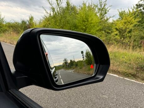 Mercedes-Benz Eqv EQV 300 Sport Premium 90KWH Auto Electric 7 SEATER/360 CAM/BURMESTER SOUND 19