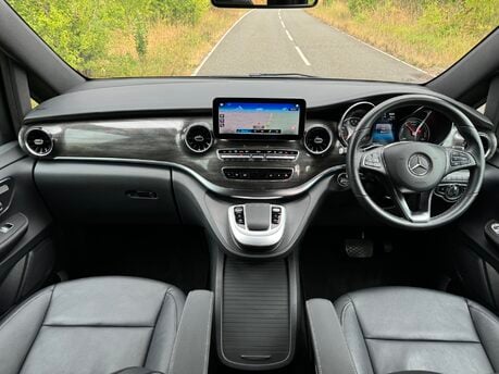 Mercedes-Benz Eqv EQV 300 Sport Premium 90KWH Auto Electric 7 SEATER/360 CAM/BURMESTER SOUND 7