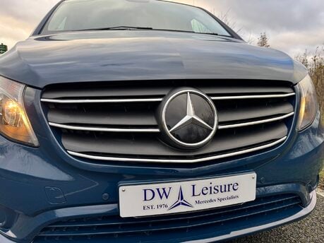 Mercedes-Benz eVito Tourer Premium L3 Auto Electric 9 Seater 100 KWH EX-LWB/PARKTRONIC 33
