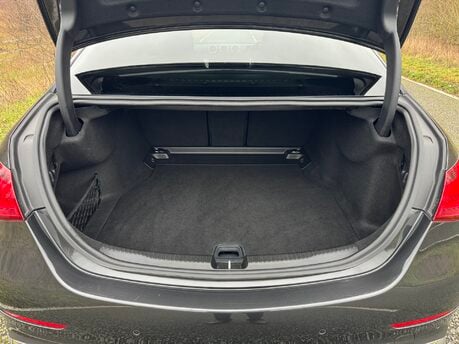 Mercedes-Benz C Class C200 MHEV AMG Line Auto Petrol Saloon PARKTRONIC/SAT NAV/FULL LEATHER 33