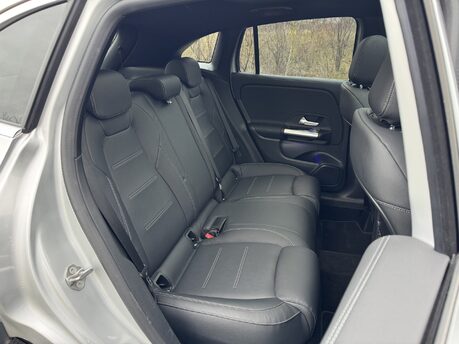 Mercedes-Benz GLA Class GLA 250e Exclusive Edition Premium Plus Petrol Hybrid Auto PANROOF/SAT NAV 26