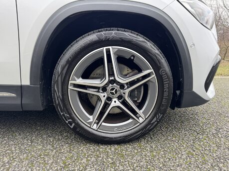 Mercedes-Benz GLA Class GLA 250e Exclusive Edition Premium Plus Petrol Hybrid Auto PANROOF/SAT NAV 39